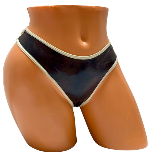 Hátul 3 Pántos Tanga